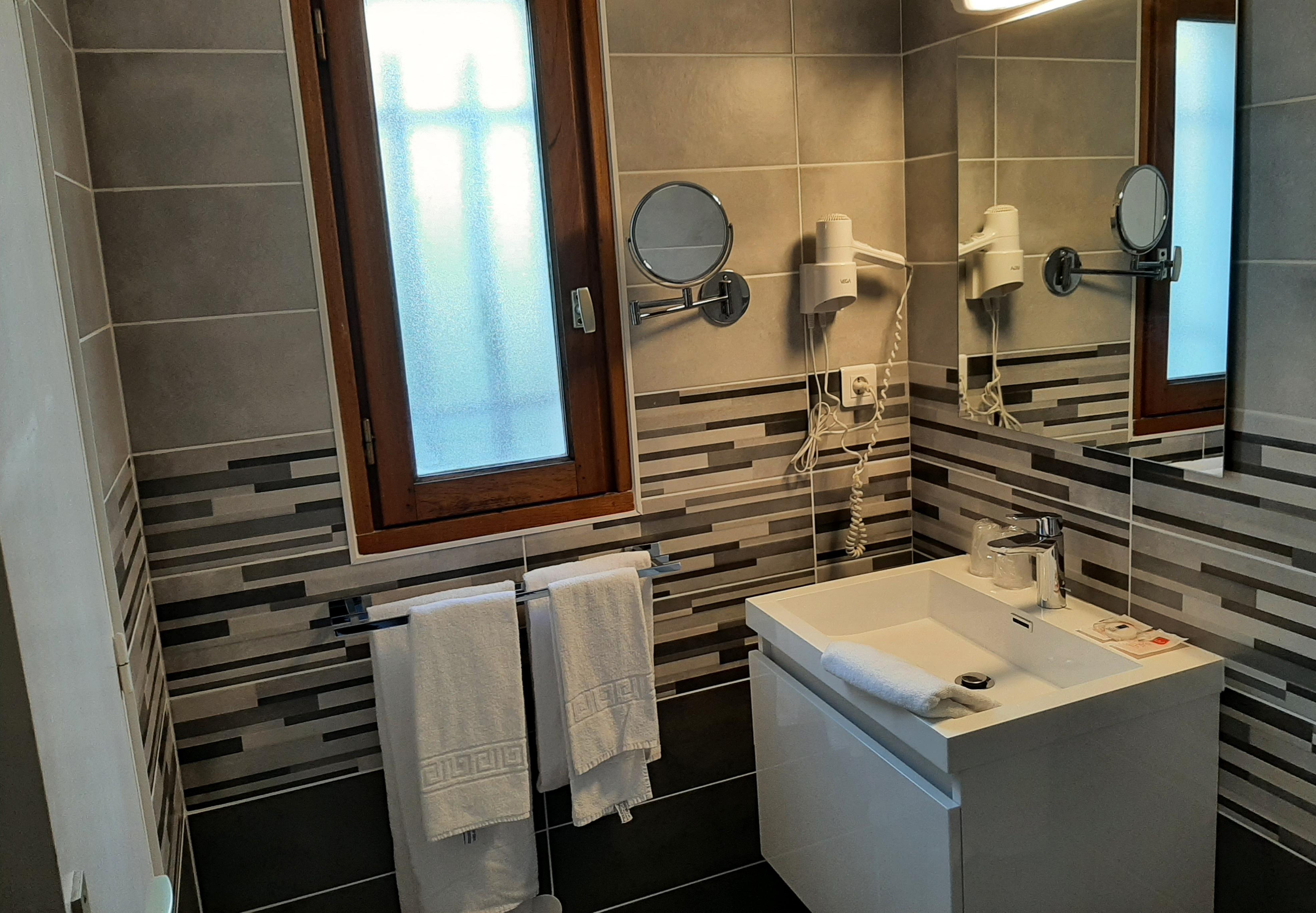Sure Hotel By Best Western Saintes Dış mekan fotoğraf